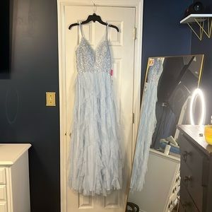 Ice Blue formal gown, NWT. Size 5/6
